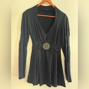 VERTIGO PARIS Black Ruched Babydoll Top with Bronze Medallion